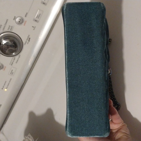 Kurt Geiger Mini Kensington Velvet Crossbody Bag - Picture 8 of 11